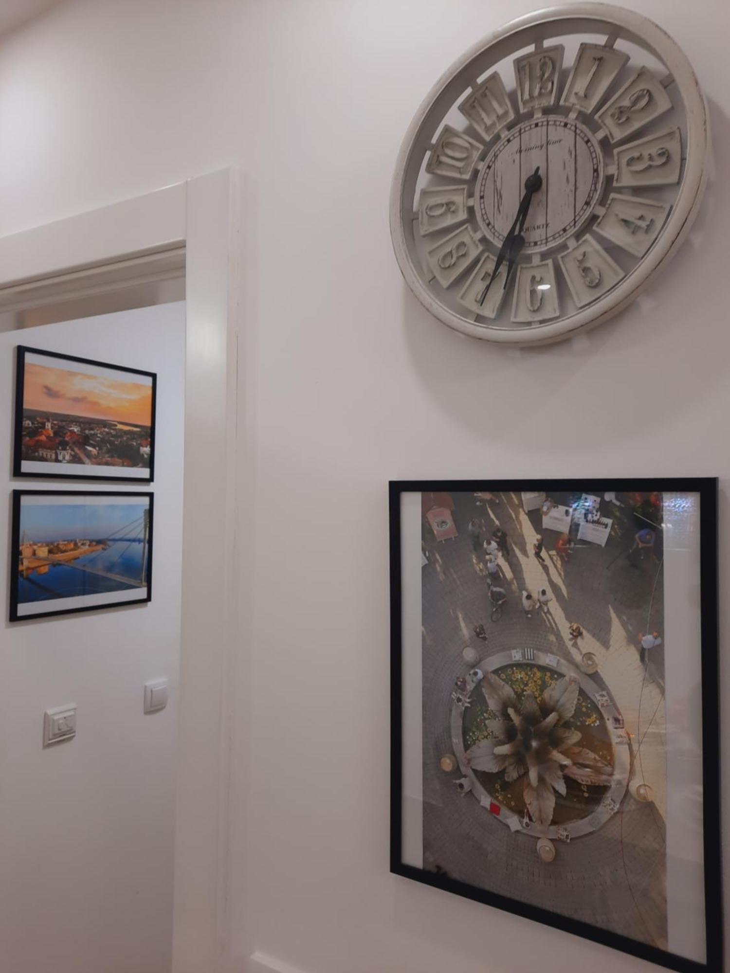סרמסקה מיטרוביקה Apartman Kristal מראה חיצוני תמונה